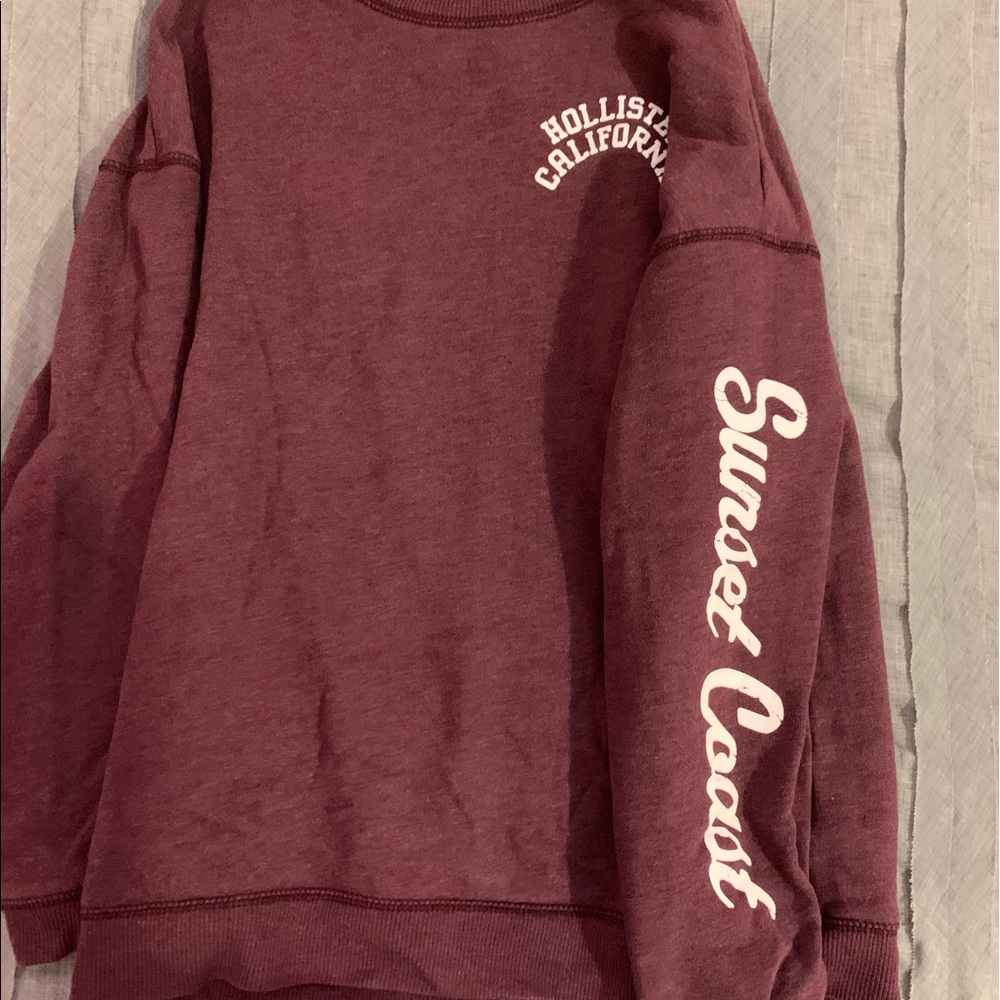 Hollister Crewneck - Picture 3 of 6
